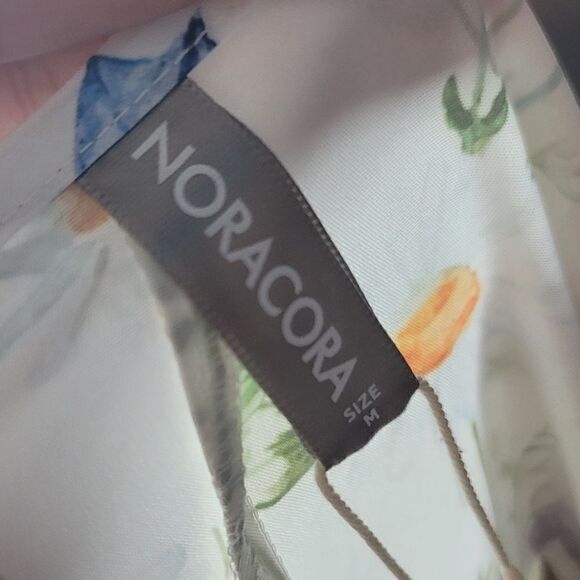NWT- NORACORA Floral Dress - Picture 10 of 12